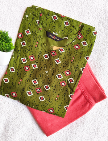 6660 - Kurti with Jeggings Combo