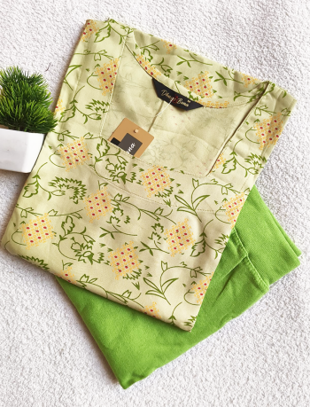 6675 - Kurti with Jeggings Combo