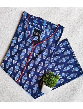 7066 - JESSICA Nighty (L) (FEEDING)