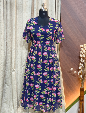 7312 -  Georgette Frock