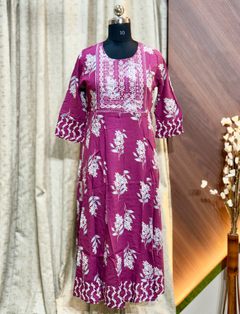 7325  -  Anarkali Kurtis