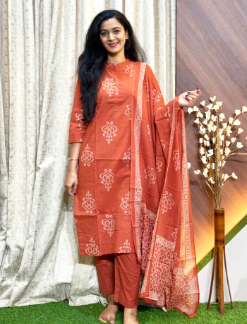 7439 - Cotton Kurti 3PCS Set