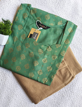 7494 - Kurti with Jeggings Combo