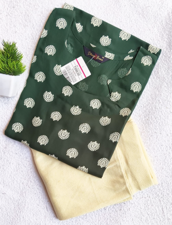 7563 - Kurti with Jeggings Combo