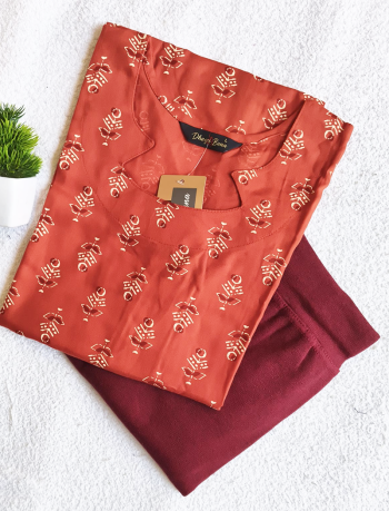 7765 - Kurti with Jeggings Combo