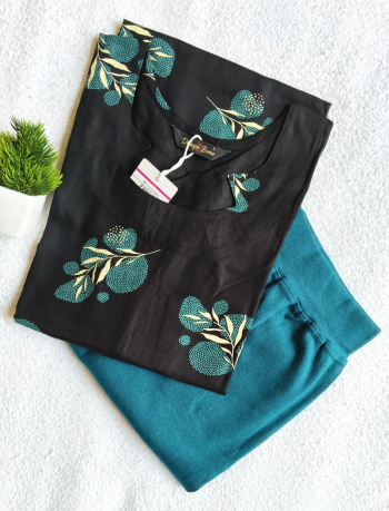 7780 - Kurti with Jeggings Combo