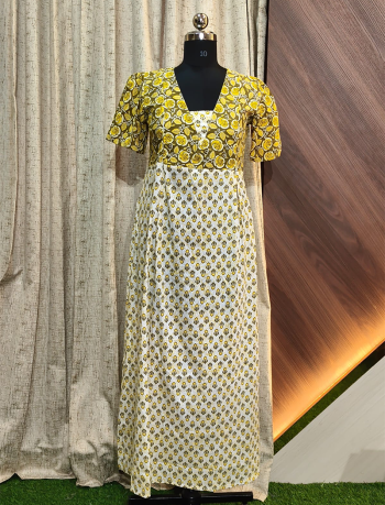 7824 - Frock Style Nighty Feeding